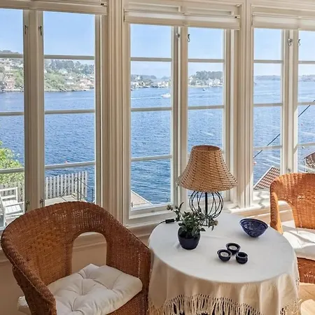 - Ved Sjoen Ferienhaus