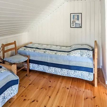 - Ved Sjoen Ferienhaus *