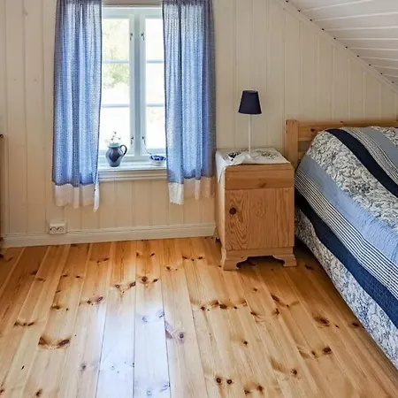 - Ved Sjoen Ferienhaus